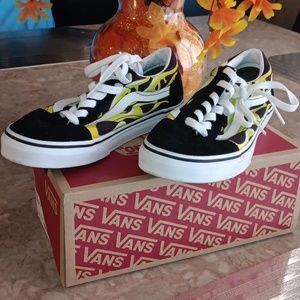 Old Skool Vans (Slime Flame ) Black,Yellow,Green White used once